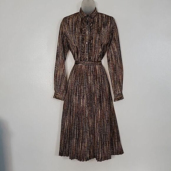 Vintage Jaeger Long Sleeve Ruffle Pleated Skirt Suit - Picture 1 of 12